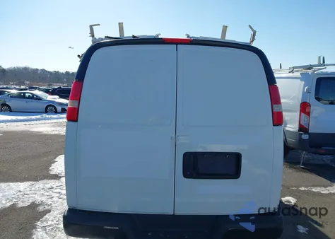 2016 Chevrolet Express 2500 Work Van from USA, damaged, VIN 1GCWGAFF4G1118399